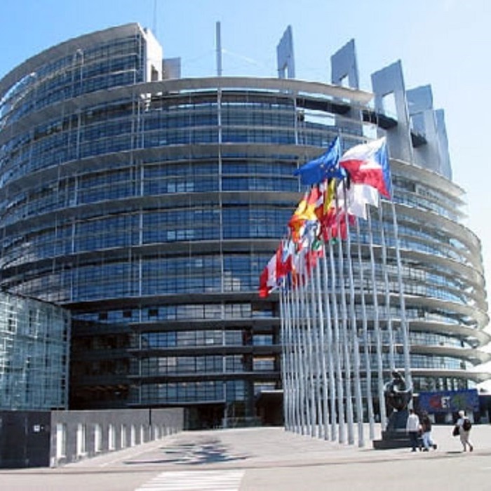 Az EU megerősíti a kockázatos külföldi befektetésekkel szembeni védelmet