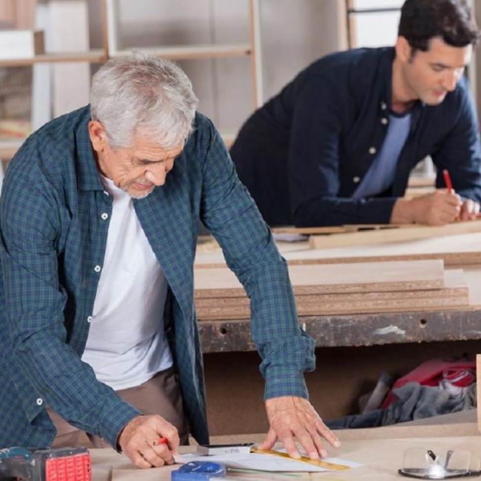 Legfontosabb tudnivalók a nyugdíj mellett végzett munka adózásáról
